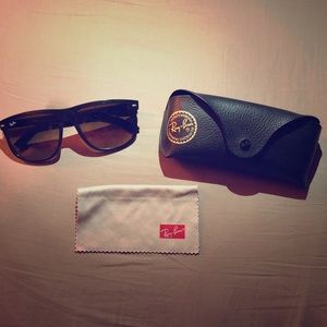 Ray-Ban Sun Glasses